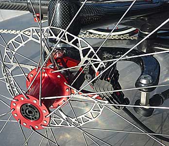 CARBONTRIKES Race Aero front wheel