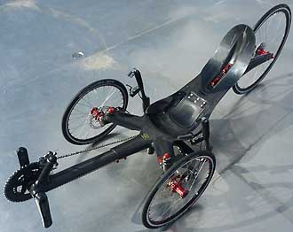 CARBONTRIKES Race